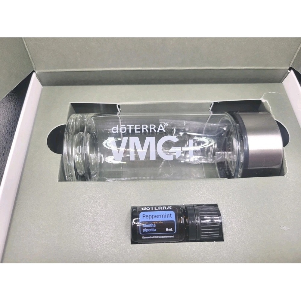 DōTERRA Peppermint Essential Oil And DoTERRA VMG Glass Shaker